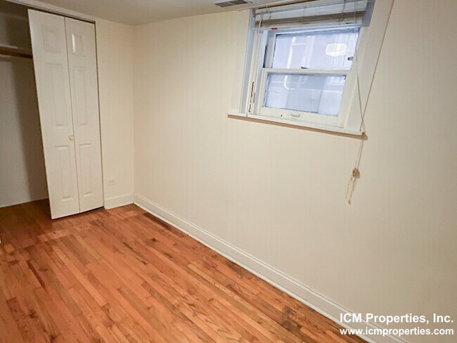 Photo - 3309 N Southport Ave Unit 3309-G