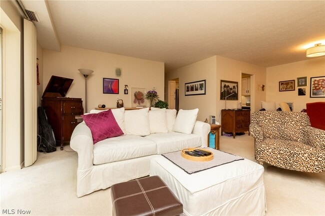 Photo - 2112 Acacia Park Dr Unidad 220