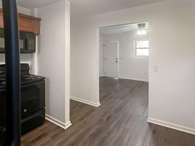 Photo - 1002 Martin Luther King Jr Dr