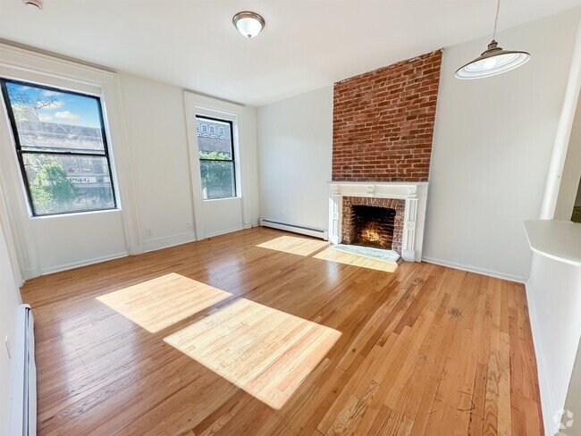 Building Photo - 616 Washington St Unit 1 Rental