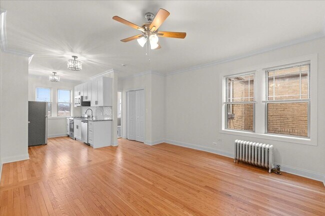 Photo - Large Studio in Andersonville Unidad 27-3B