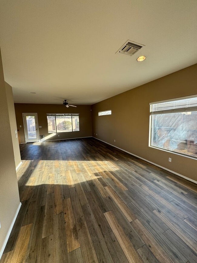 Photo - 9450 W Quail Ave