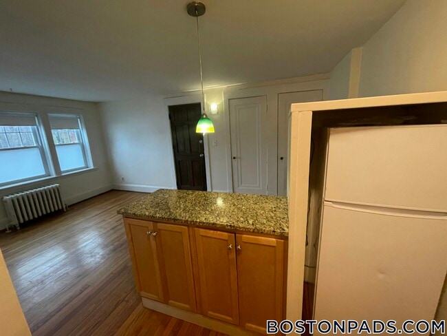 Building Photo - 120 North Ave Rental