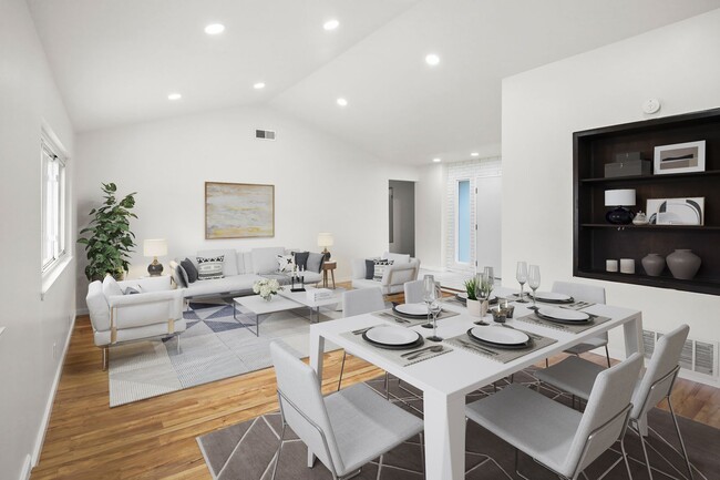 Photo - 8254 Mediterranean Way