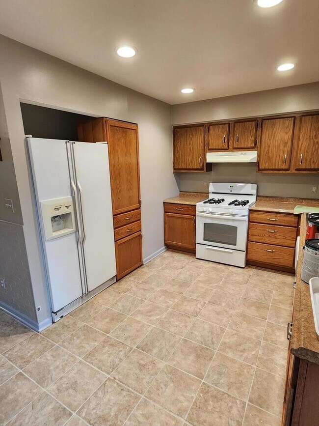 5000 Willow Ln Rental House Rental in McHenry, IL