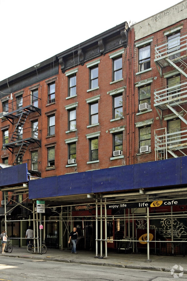 Primary Photo - 343 E Tenth St