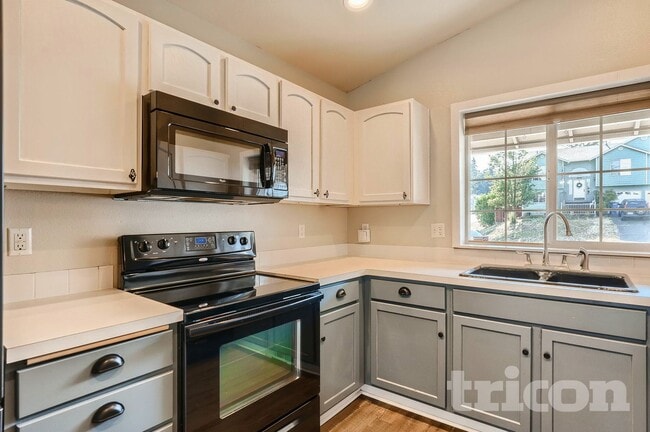 Photo - 18717 83 Ave Ct E