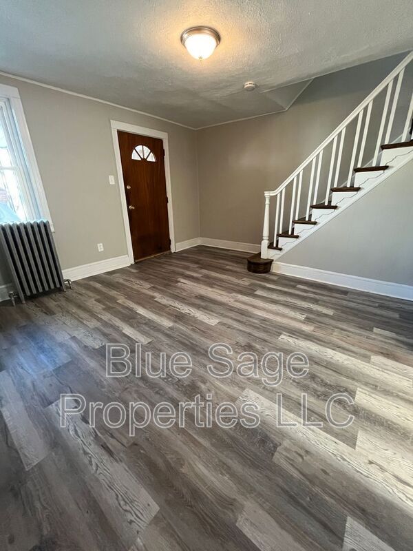 Photo - 7102 Emerson Ave