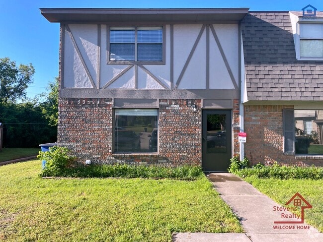 Building Photo - 2614 Martin Ln Rental
