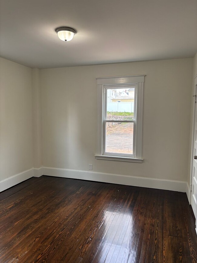 Photo - 38 Roberts St Unit FL 1