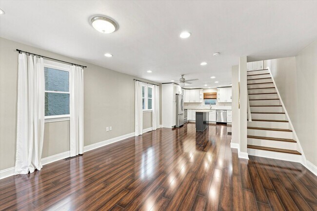 Photo - 447 E 12th Ave