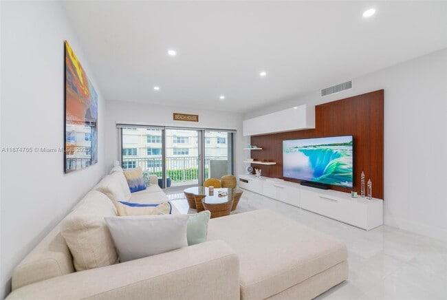 Building Photo - 1950 S Ocean Dr Unit MH Rental