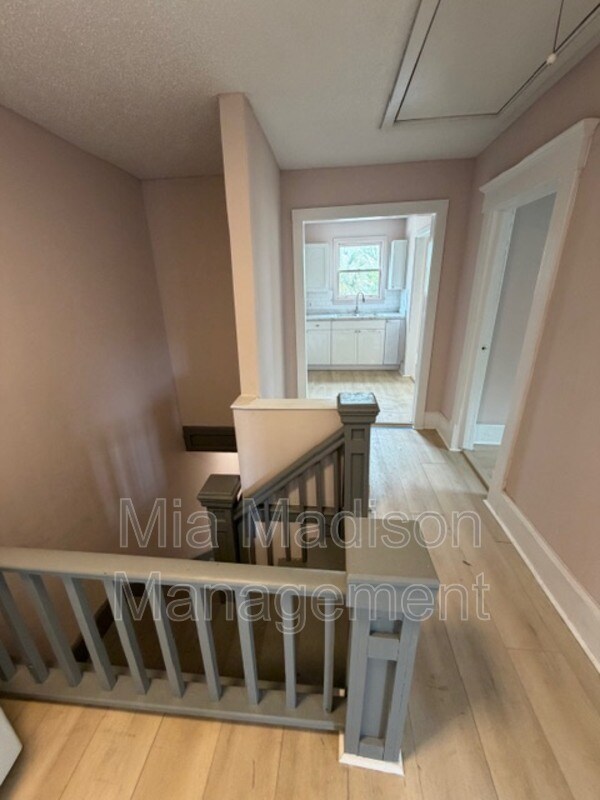 Photo - 513 W 35th St