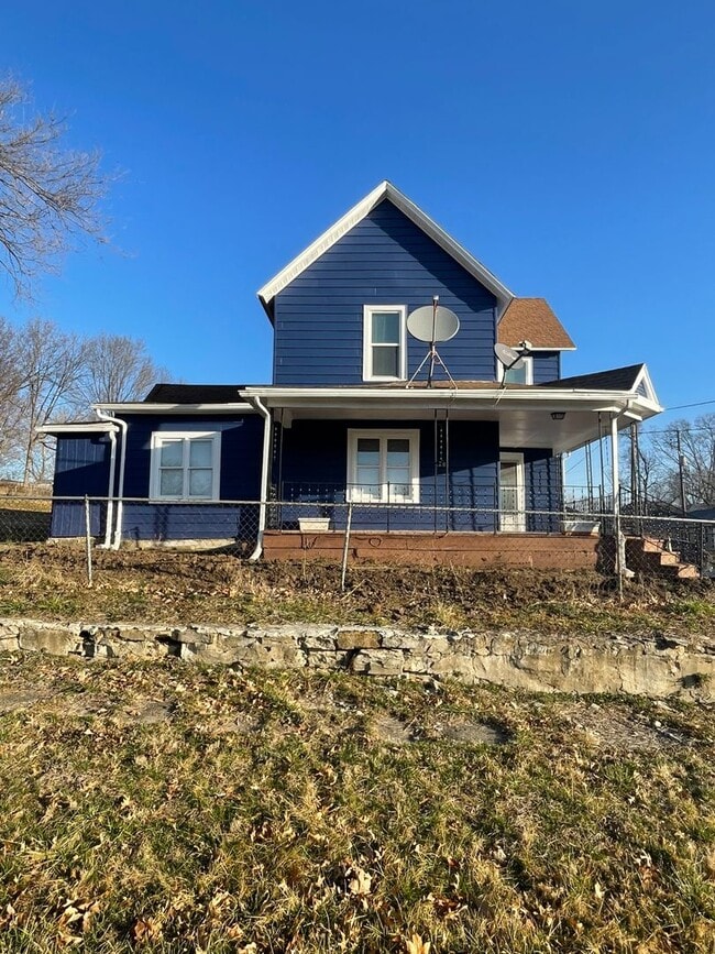Photo - 3BR/2BA Home with Detached Garage & Large Yard