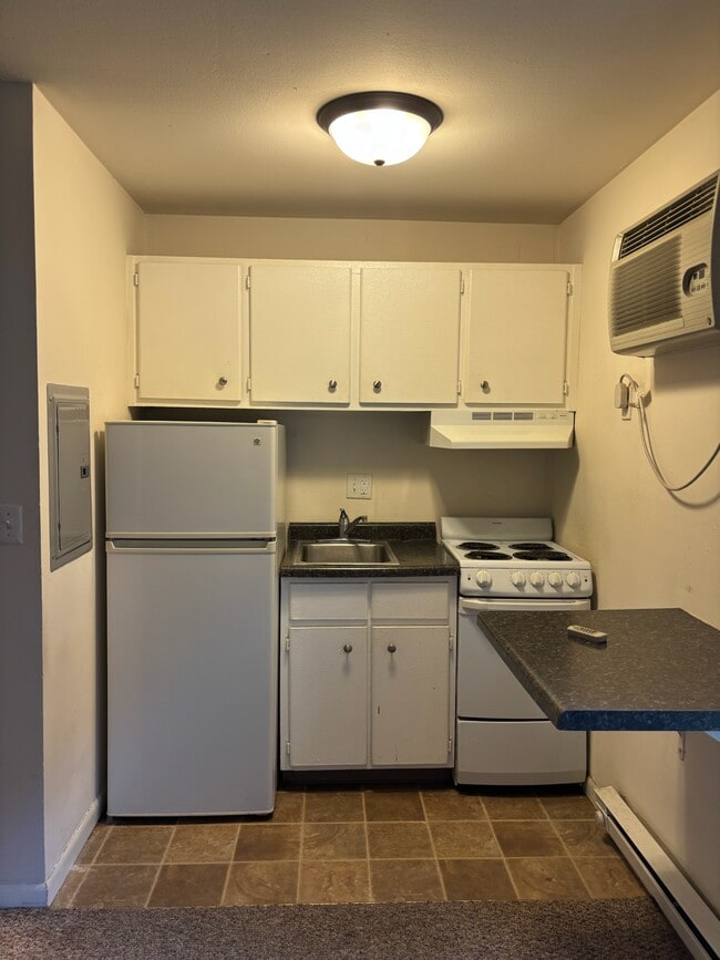 Studio Kitchen