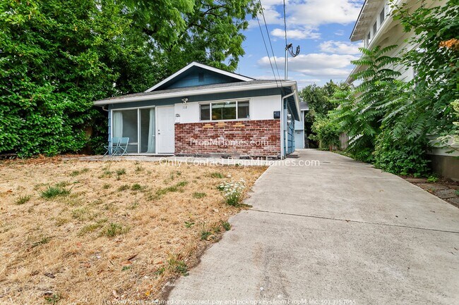 Photo - 112 SE 78th Ave Unit A