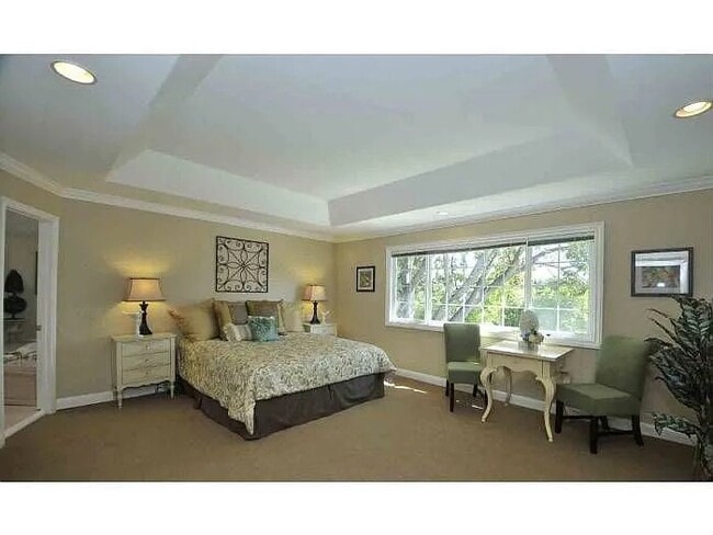 Photo - 745 Parma Way