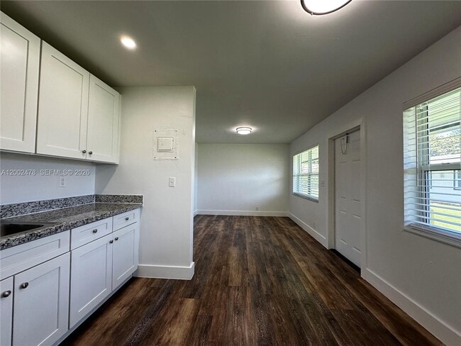 Photo - 2321 Madison St Unit 6