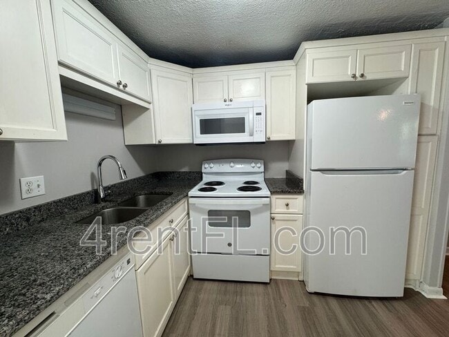 Photo - 2910 Rubideaux St Unit 2