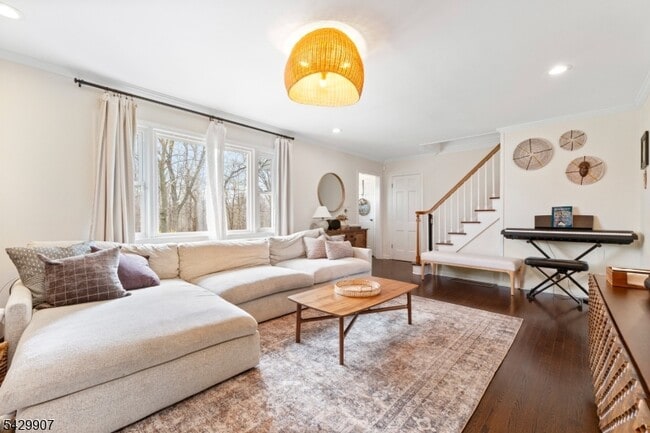 Photo - 821 Midwood Dr