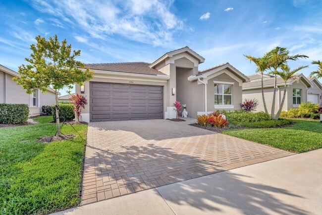 Photo - 11706 SW Oceanus Blvd