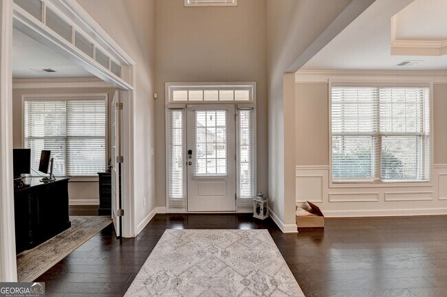 Photo - 5525 Nesmith Ct