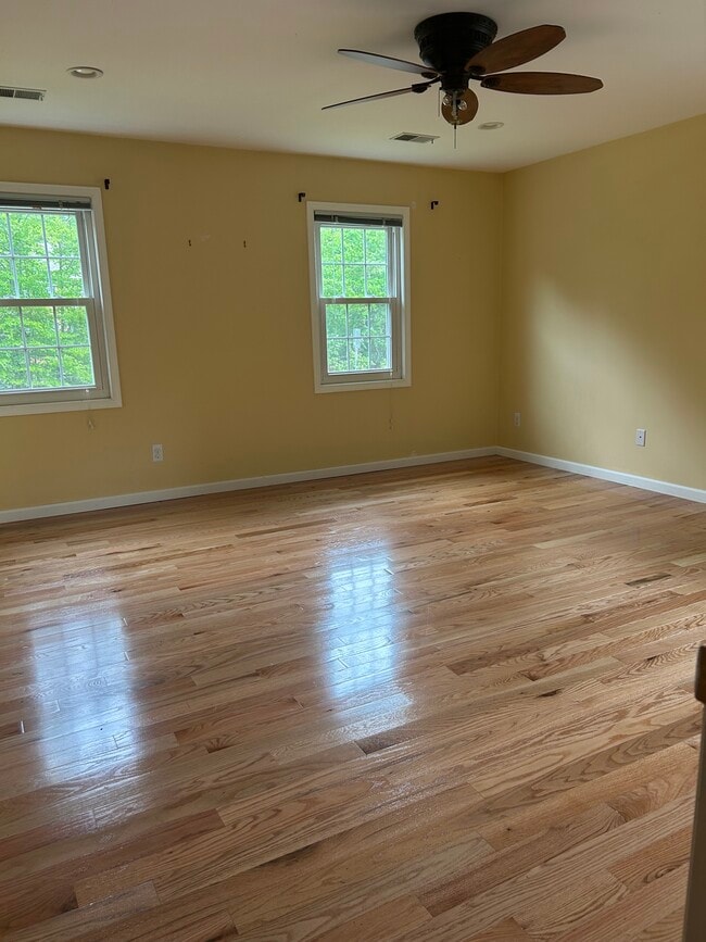 Photo - 8525 Hooes Rd