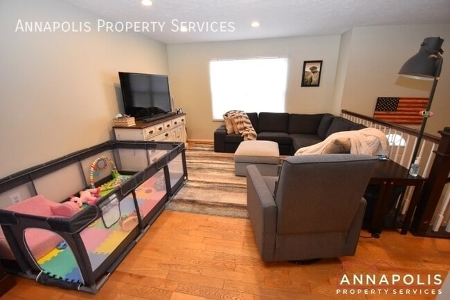 Photo - 403 Edgemere Dr