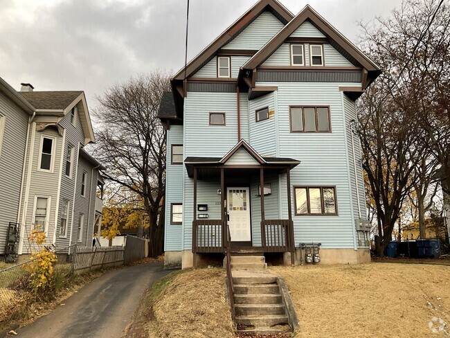 Building Photo - 113 Fairview St Unit 2 Rental