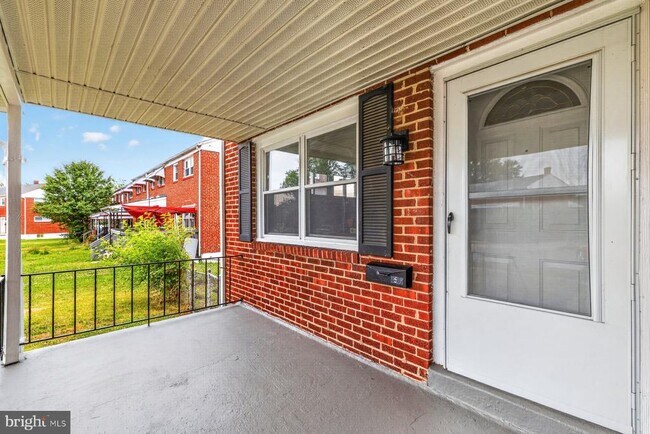 Photo - 1524 Barkley Ave