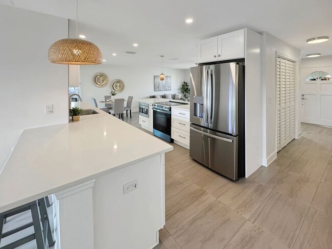 Photo - 9907 ISLAND HARBOR Dr