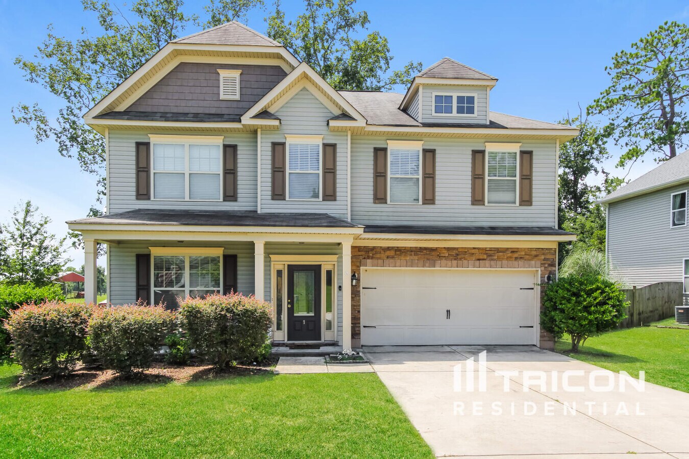 Photo - 154 Greenbank Dr House