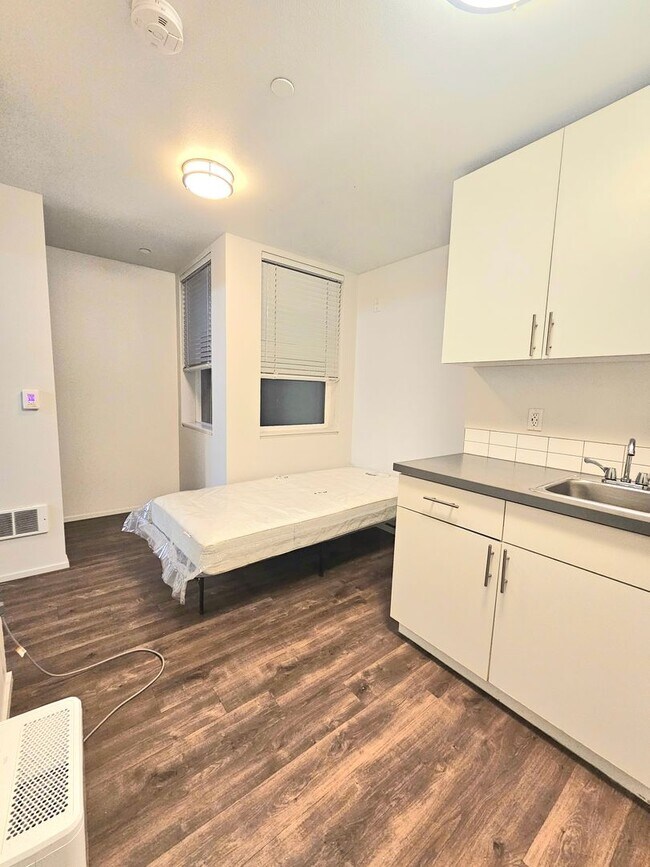 Photo - Horizon Greenwood Apartments