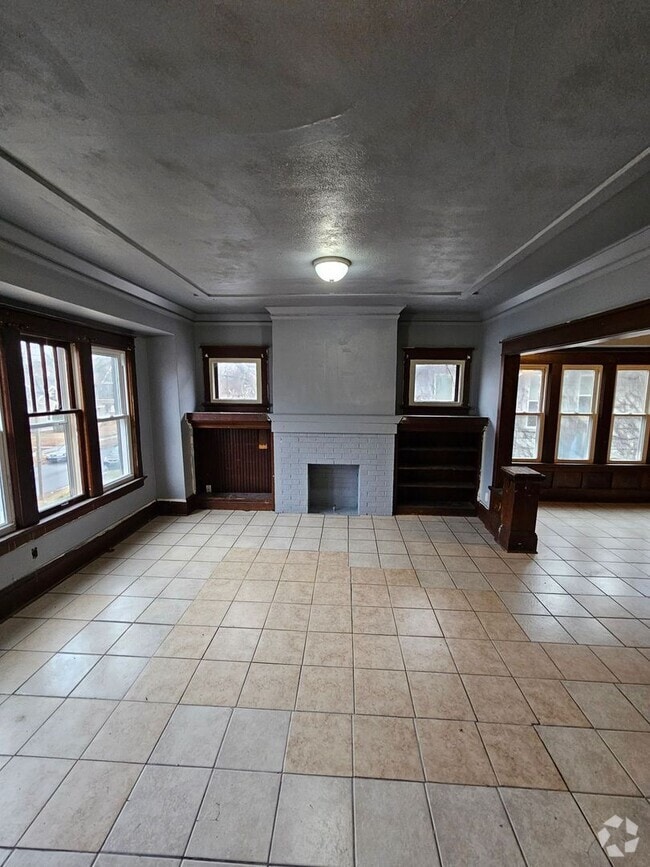 Building Photo - 3045-3047 N 39th St. (Duplex) Rental