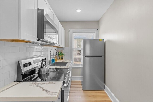 Photo - 1413 Broad St Unit 2