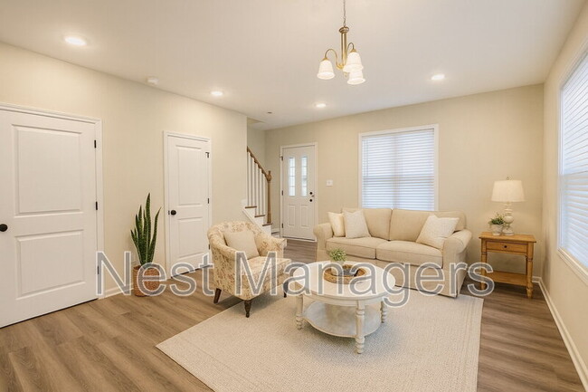 Photo - 1511 Fort Bragg Rd