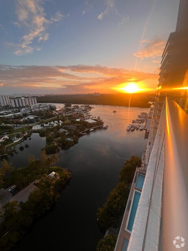 Building Photo - 300 Sunny Isles Blvd Unit 4-2306 Rental