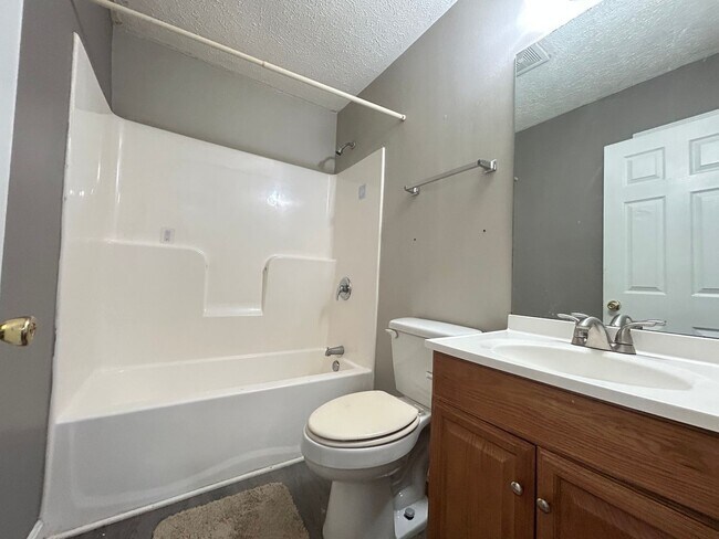 Photo - 4200 Medallion Ct Unit 616