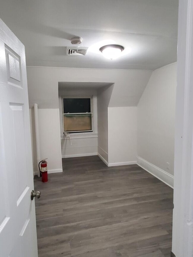 Photo - 104-108 Madison St Unit 104-5