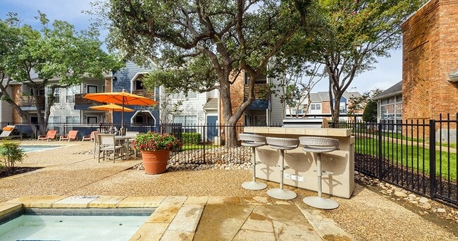 Photo - Huntington Meadows Apartments