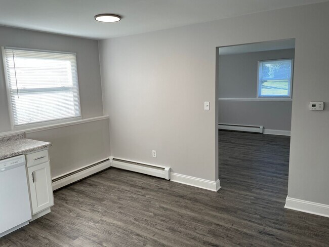 Photo - Charming 1 Bed / 1 Bath Ground Floor Unit in the Heart of Allendale Unit 2