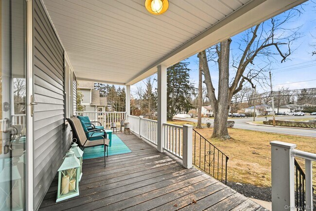 Photo - 359 Orangeburg Rd