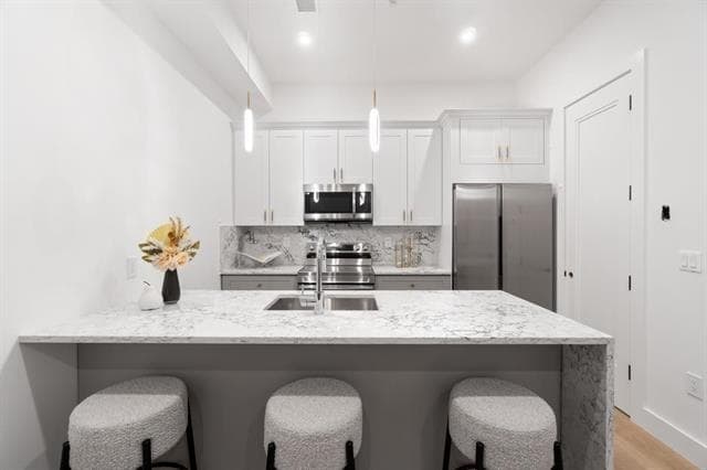 Building Photo - 491 Broadway Unit 202