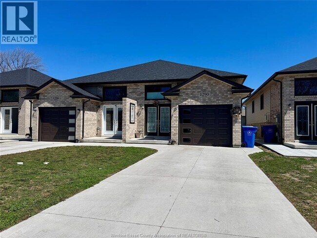 Photo - 1290 Tourangeau Rd