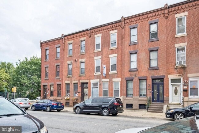 Building Photo - 1806 W Diamond St Rental