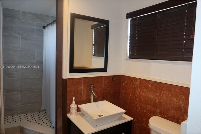 Photo - 3601 NE 170th St Unit 407