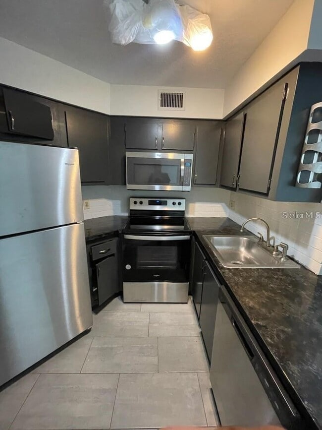 Photo - 3927 Atrium Dr