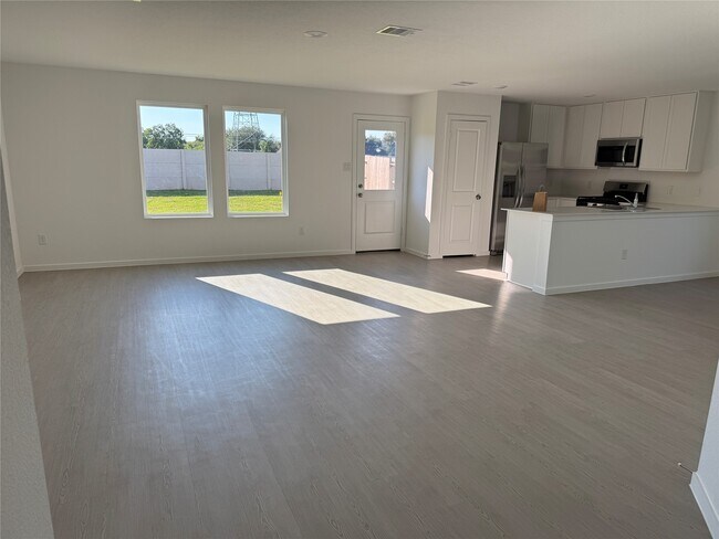 Photo - 6839 Flowering Ginger Ln