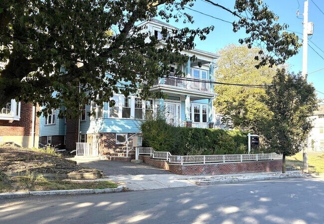 Photo - 7 Nichols St Unit 1