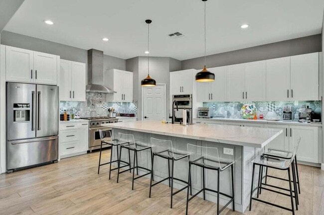 Photo - 49392 Hohokam River St